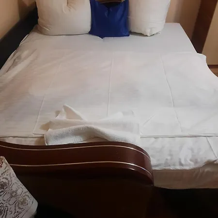 Ioana Апартаменти *